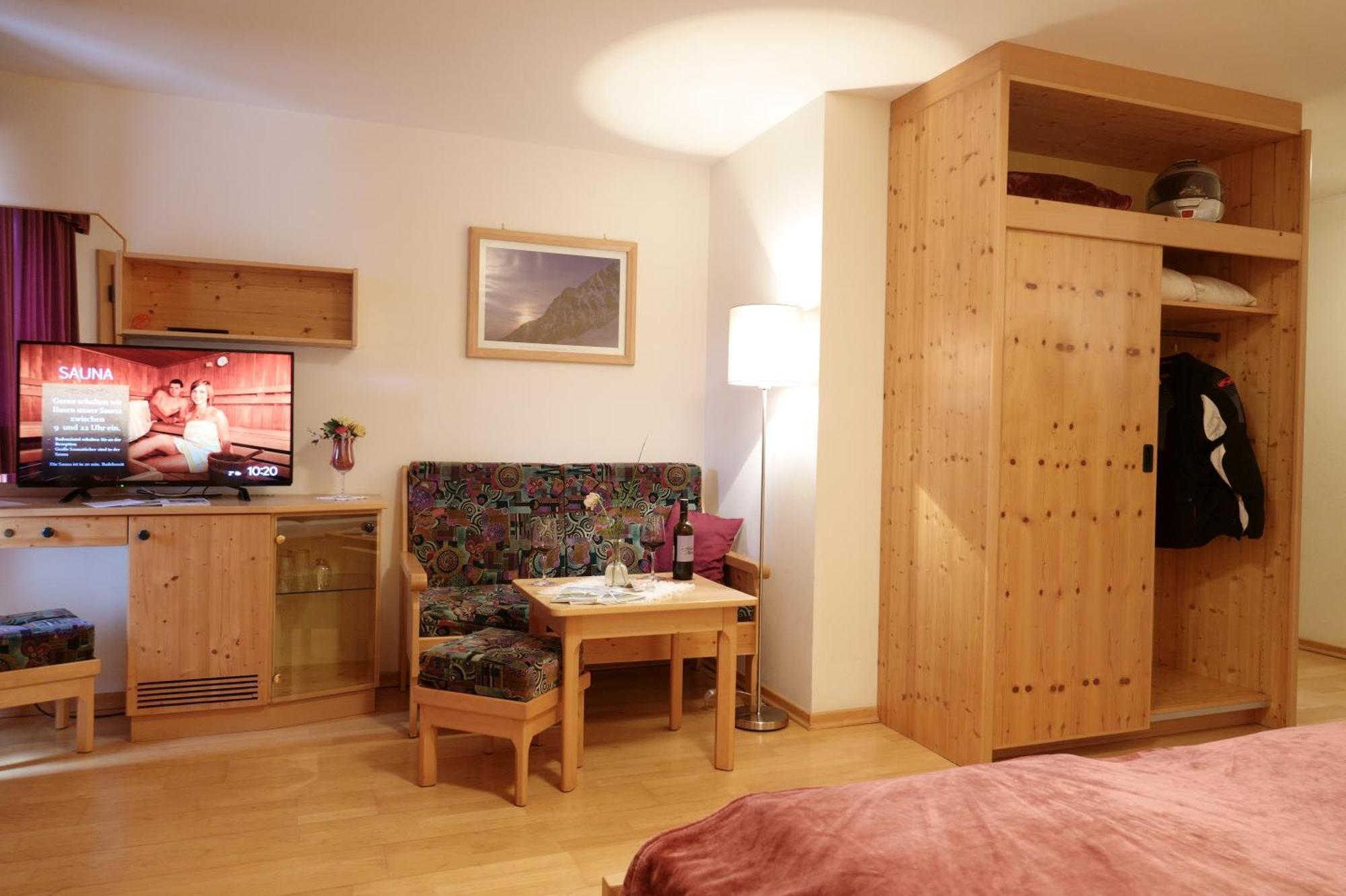 Hotel Malteinerhof Малта Екстериор снимка